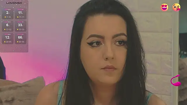 Snapshot of Ariel__Blossom chatting on 03/07/25, 06:57 Ariel Blossom online show from 03/07/25, 06:57