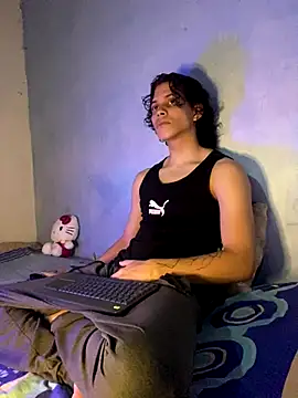 lax777  online show from 10/10/25, 12:20