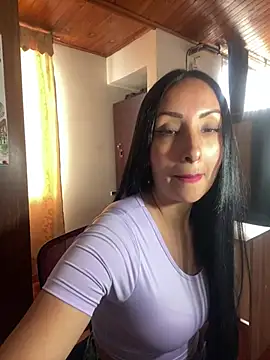 Snapshot of yaralyminjo2 chatting on 01/30/25, 09:47 yaralyminjo2 online show from 01/30/25, 09:47