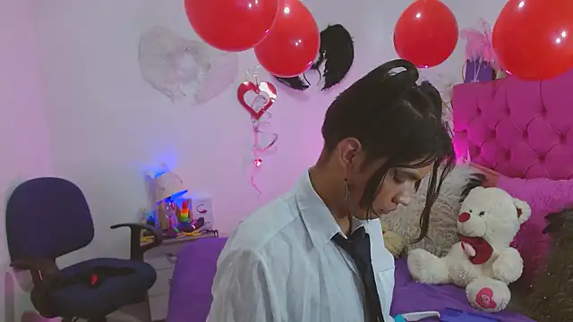 AlexaFontana online show from 02/18/25, 02:06