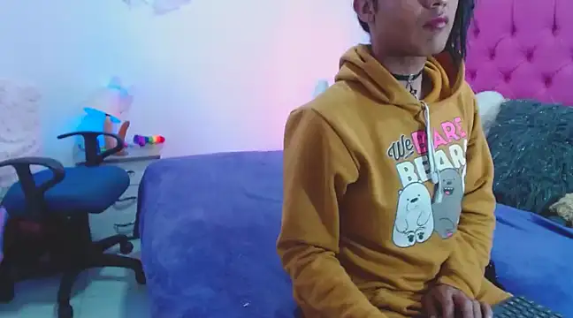 AlexaFontana online show from 03/12/25, 09:44