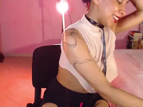 Snapshot of selene_gils chatting on 09/12/25, 02:55 selene gils online show from 09/12/25, 02:55