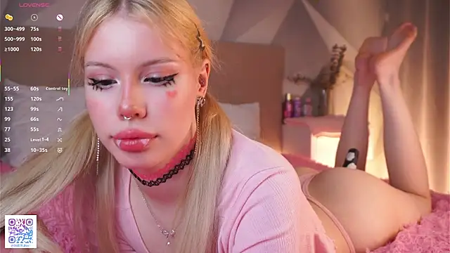 ZaraDudley online show from 04/19/26, 08:00