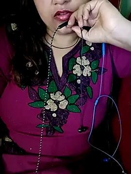 Snapshot of Sexy_Queen6 chatting on 01/27/25, 07:13 Sexy Queen6 online show from 01/27/25, 07:13