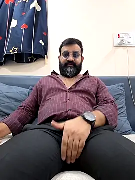 Fun Guuy online show from 04/11/26, 02:38