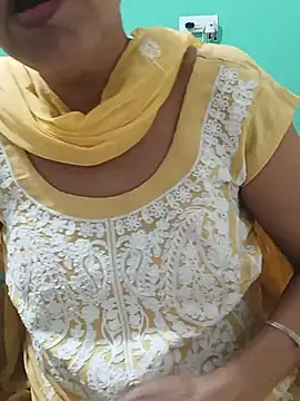 Snapshot of Saroj-Shah chatting on 05/19/26, 04:13 Saroj-Shah online show from 05/19/26, 04:13