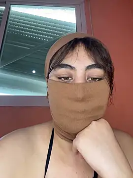 Lalou online show from 04/03/26, 02:26