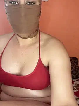 Lalou online show from 04/05/26, 03:42