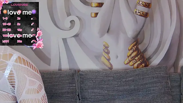 hailey peach online show from 09/14/25, 05:01