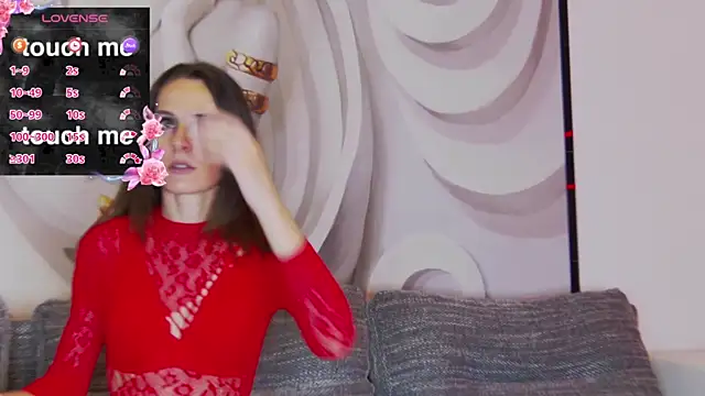 hailey peach online show from 09/19/25, 05:02