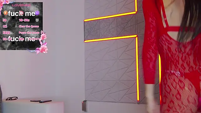 hailey peach online show from 09/26/25, 05:28