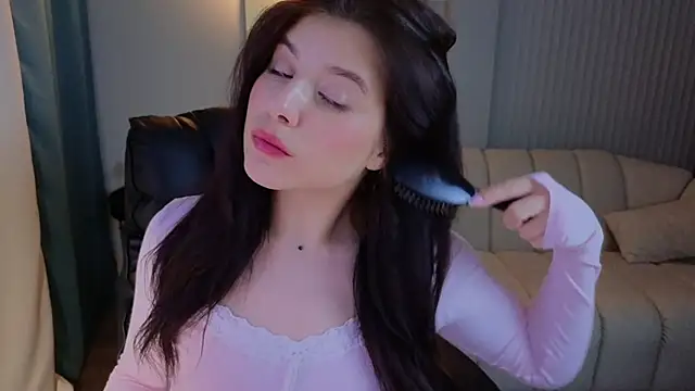 Jenna Adams  online show from 03/18/25, 06:03