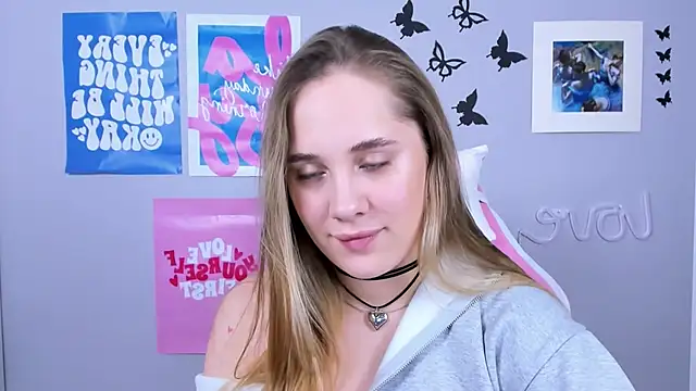 Snapshot of MiaMilas chatting on 01/20/25, 11:56 MiaMilas online show from 01/20/25, 11:56