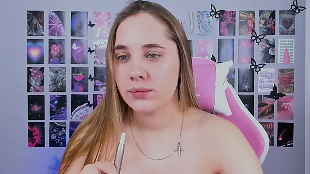 Snapshot of MiaMilas chatting on 03/07/25, 06:24 MiaMilas online show from 03/07/25, 06:24