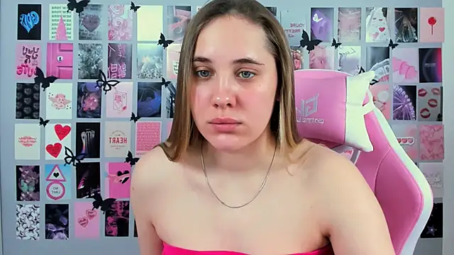 Snapshot of MiaMilas chatting on 03/17/25, 05:23 MiaMilas online show from 03/17/25, 05:23