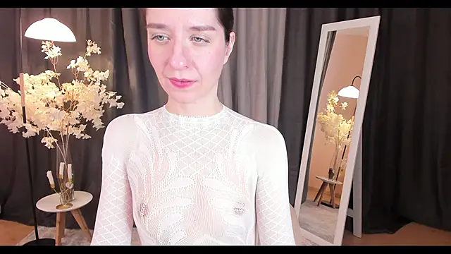 helentasty online show from 02/17/25, 03:15