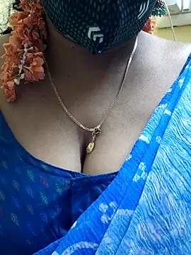 mallu-sumi online show from 02/20/25, 06:35