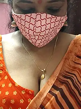 mallu-sumi online show from 03/01/25, 02:15