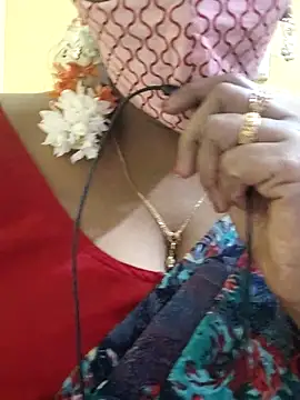 mallu-sumi online show from 03/02/25, 02:43