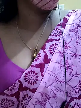 mallu-sumi online show from 03/08/25, 05:33