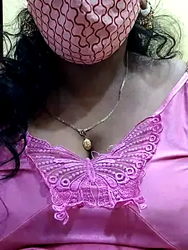 mallu-sumi online show from 03/15/25, 11:17