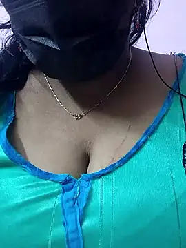 mallu-sumi online show from 01/17/26, 05:49