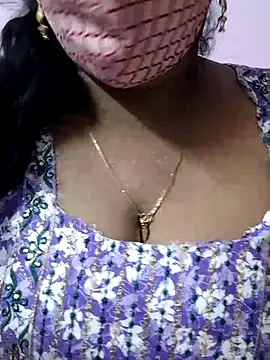 mallu-sumi online show from 05/24/26, 06:46