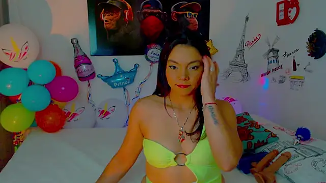 Snapshot of amii777 chatting on 01/05/25, 04:48 amii777 online show from 01/05/25, 04:48