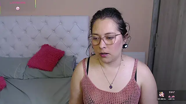 May Carlier online show from 12/04/25, 03:05