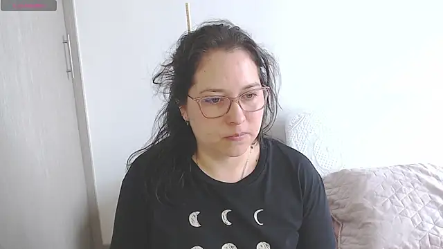 May Carlier online show from 04/13/26, 06:13