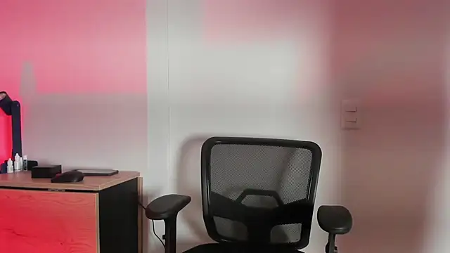 pablo-rincon95 online show from 02/14/25, 11:10