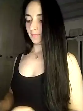 amellie ros online show from 12/26/24, 11:46