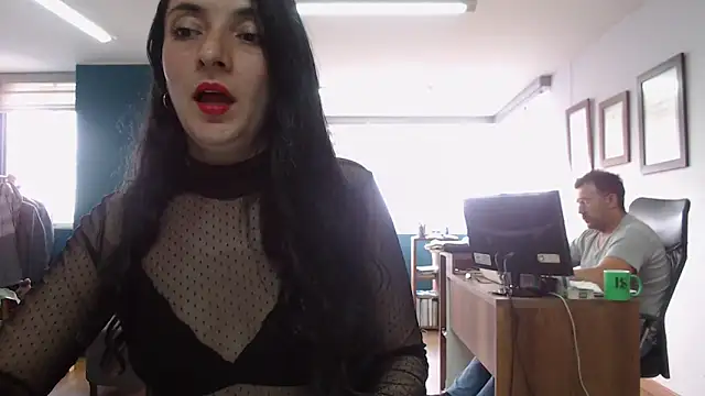 amellie ros online show from 03/21/25, 10:17