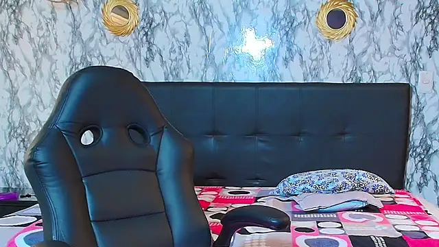 Emily Trujillo online show from 03/21/25, 08:29