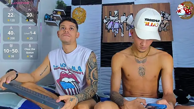 Snapshot of Friendsofeverything_ chatting on 11/21/25, 12:48 Friendsofeverything online show from 11/21/25, 12:48