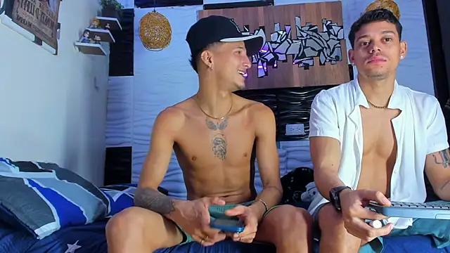 Friendsofeverything  online show from 12/15/25, 01:48