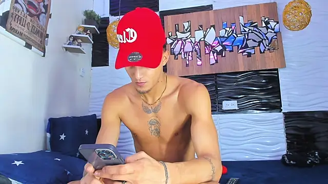 Friendsofeverything  online show from 02/01/26, 01:53