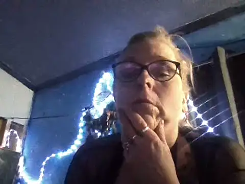 Snapshot of boobookittyfuck33 chatting on 01/08/25, 05:59 boobookittyfuck33 online show from 01/08/25, 05:59