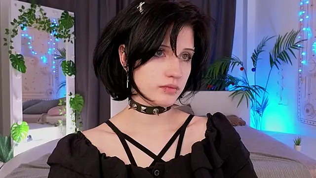 dark vamp  online show from 01/02/25, 08:35