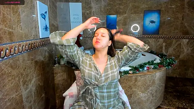 Mira Karter online show from 01/12/25, 01:42