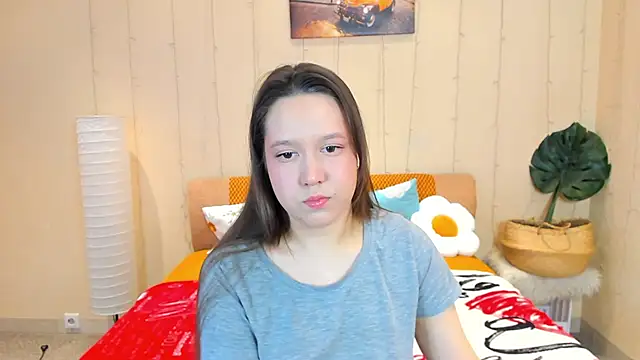 Mira Karter online show from 04/12/26, 02:38