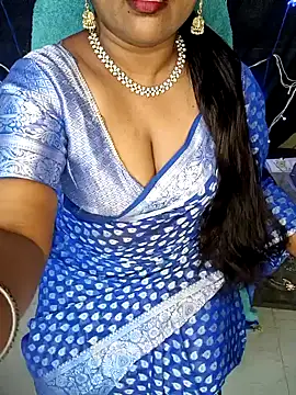 honey-sexy online show from 02/02/25, 07:09