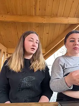 Snapshot of Joannakiss chatting on 03/11/25, 01:34 Joannakiss online show from 03/11/25, 01:34