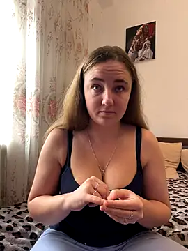 Snapshot of Joannakiss chatting on 11/16/25, 10:21 Joannakiss online show from 11/16/25, 10:21