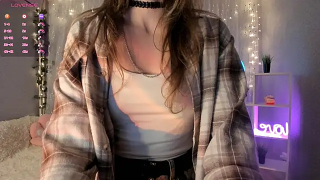 AraCopple online show from 12/06/24, 08:18