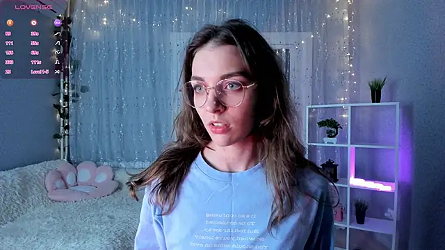 AraCopple online show from 12/21/24, 09:15