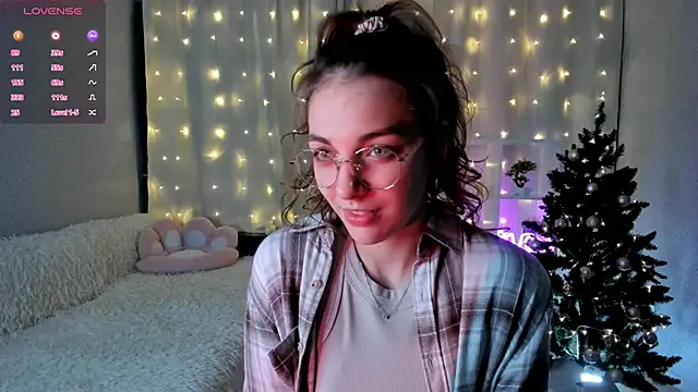 AraCopple online show from 01/10/25, 12:59