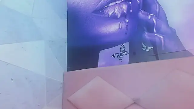 Lucy White   online show from 02/10/25, 12:30