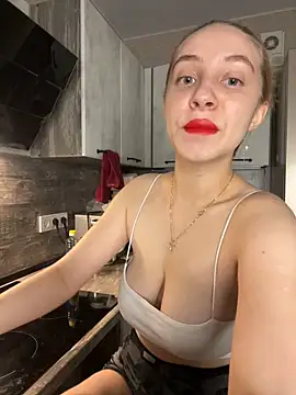 Snapshot of Kitty_Katrine chatting on 10/23/25, 04:06 Kitty Katrine online show from 10/23/25, 04:06