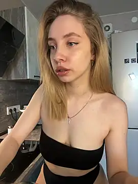 Kitty Katrine online show from 03/18/26, 06:49